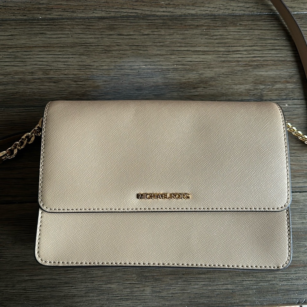 Michael Kors Daniela Crossbody